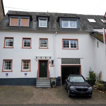 Ferienwohnung & Apartment Am Steinbrunnen Brauneberg Exterior photo