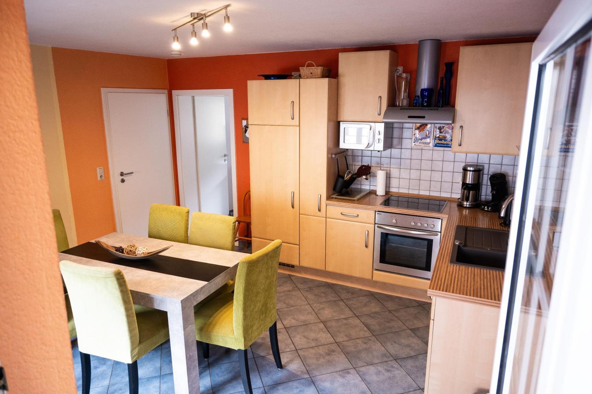 Ferienwohnung & Apartment Am Steinbrunnen Brauneberg Exterior photo